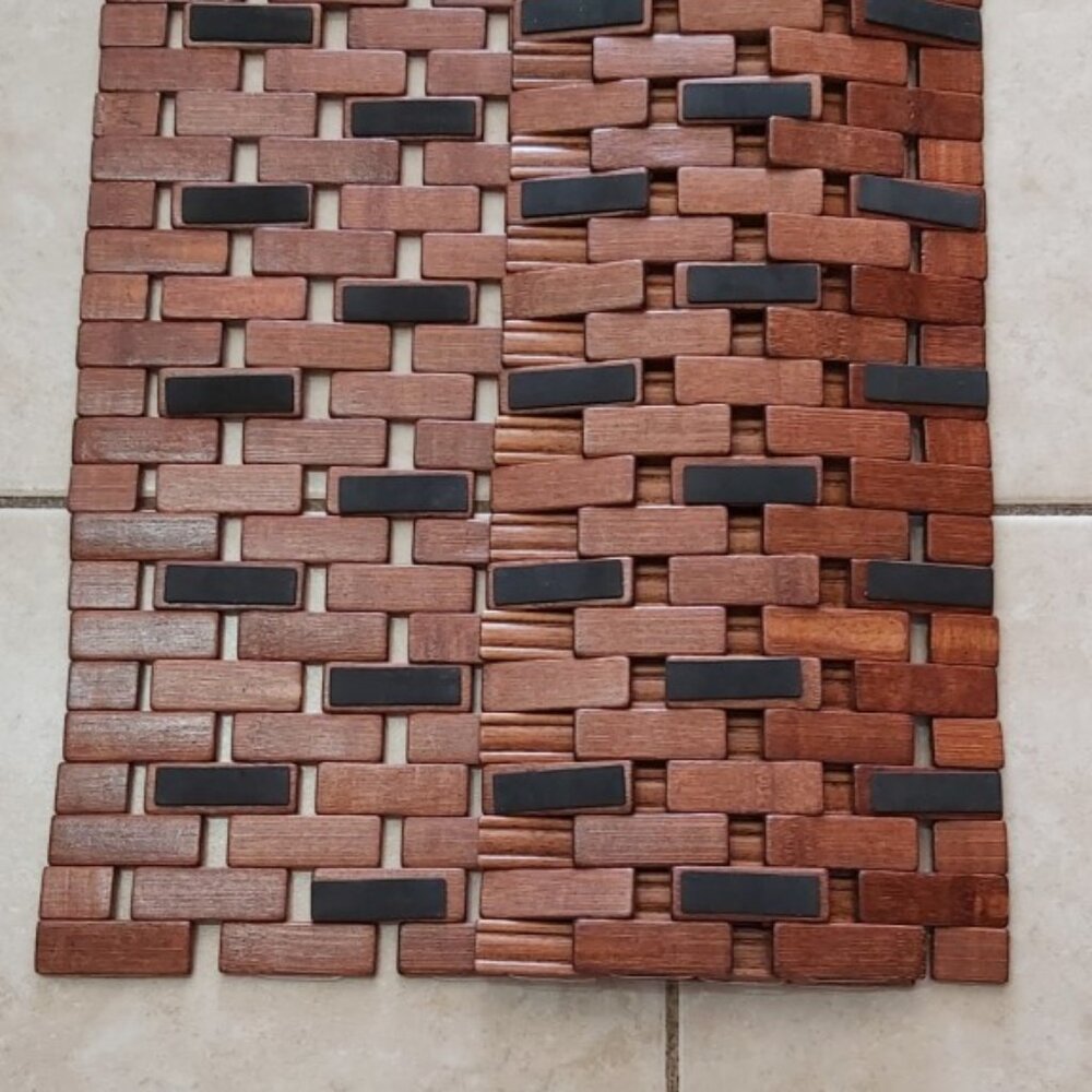 BAMBOO BATH MAT - NON SLIP AND HYGIENIC